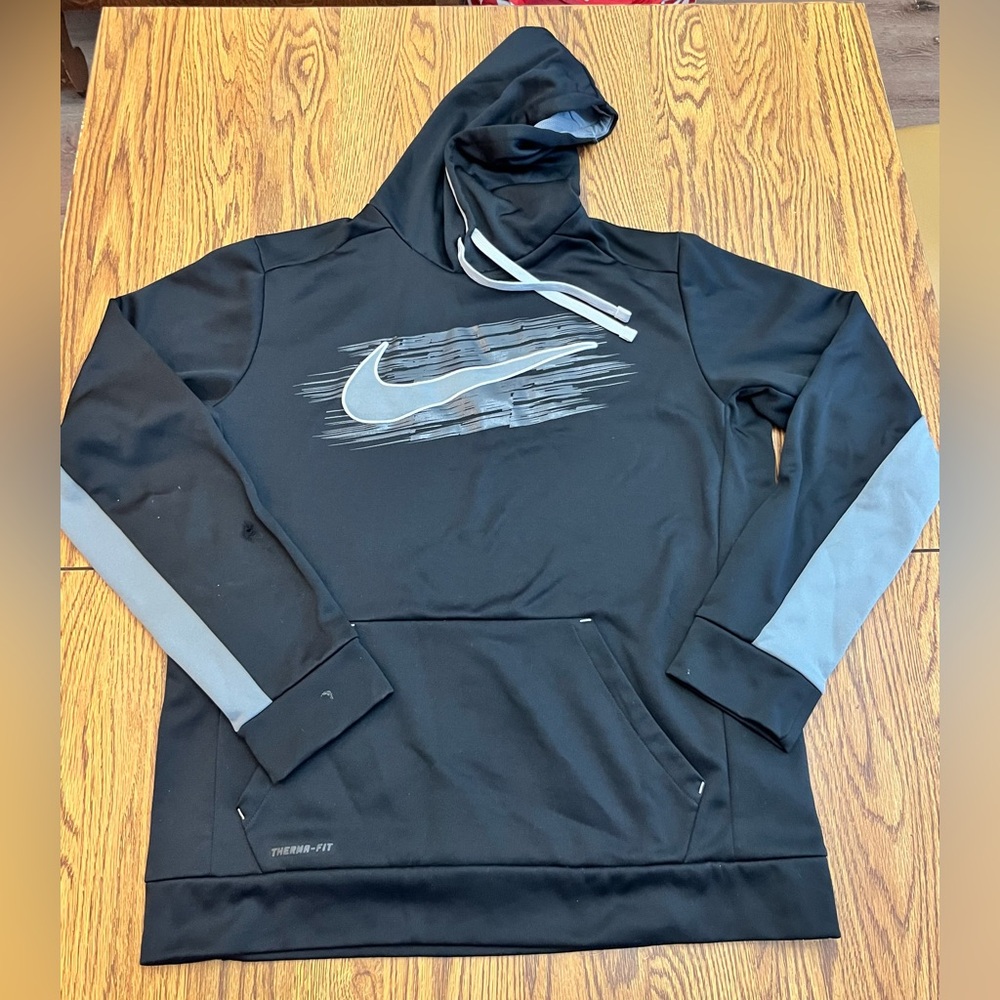 Nike therma-fit hoodie